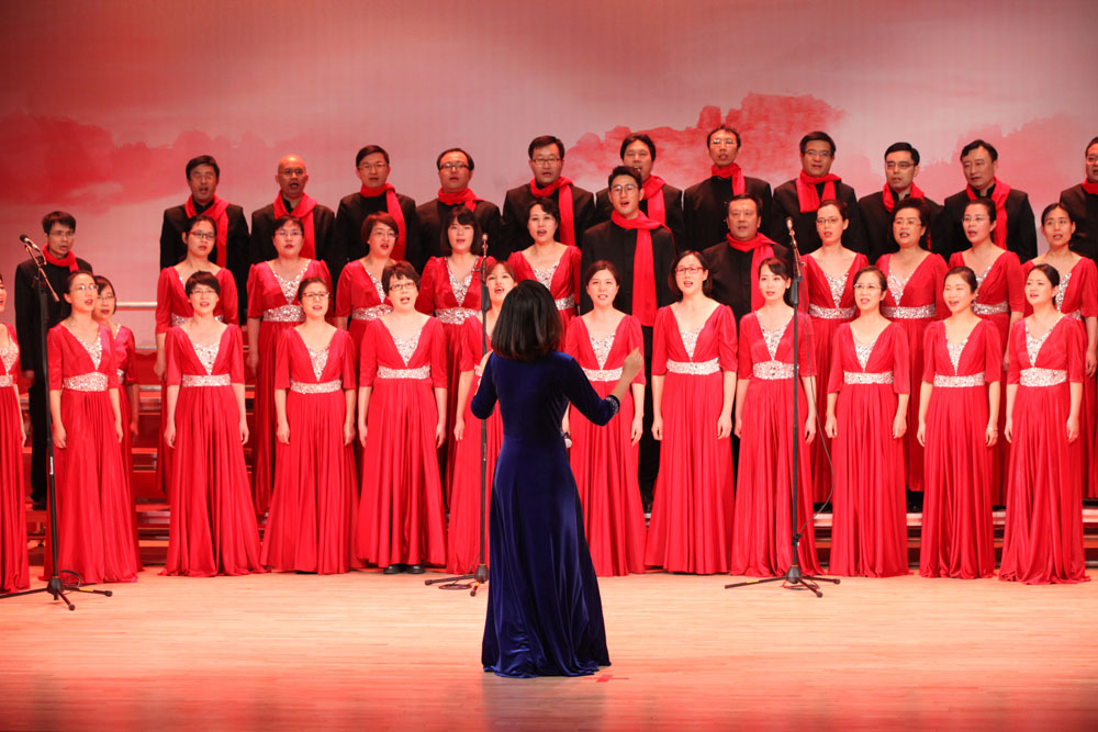 首经贸教职工合唱比赛举行 劳经学院、后勤处夺冠